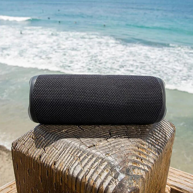 Flip 6 Bluetooth Speaker: Potência de Som e Portabilidade com Proteção IPX7 à Prova d'Água